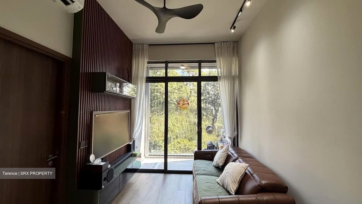 Phoenix Residences (D23), Apartment #587211231